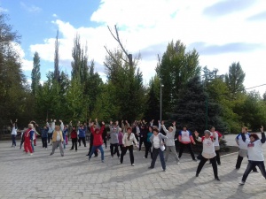 Консультационные площадки для граждан пожилого возраста на празднике «Золотая осень» Краснооктябрьского района Волгограда