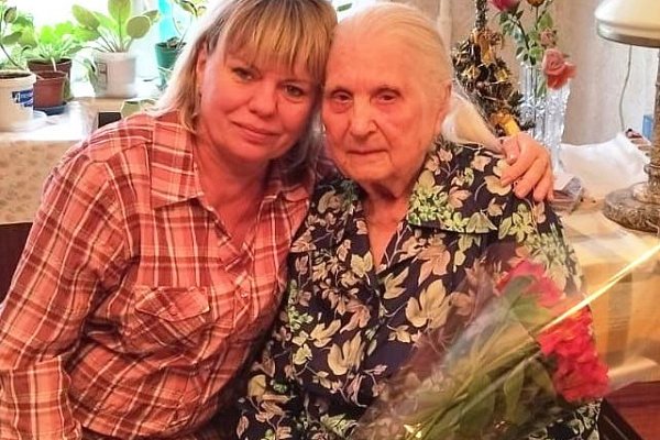 Поздравляем с 95-летием Плетминцеву Наталью  Константиновну, получателя соцуслуг АНО СОН "Опора"