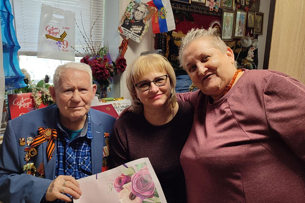 Поздравляем с 95-летним юбилеем Николая Яковлевича Пугачёва, получателя социальных услуг АНО СОН "Опора"!